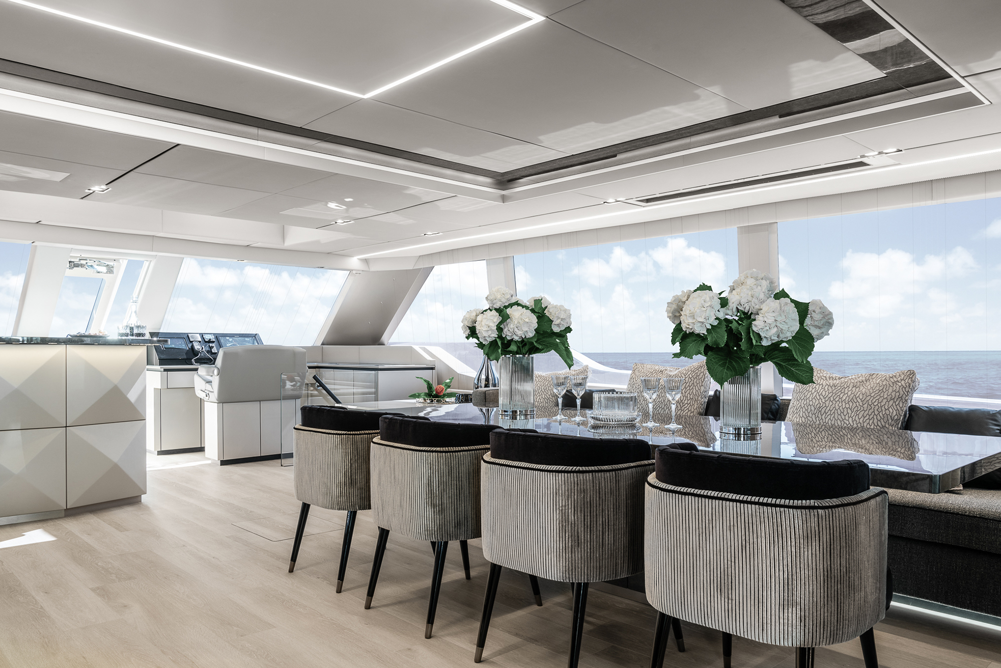 80' Sunreef Yacht power catamaran by Aeroyacht Multihull Dealers